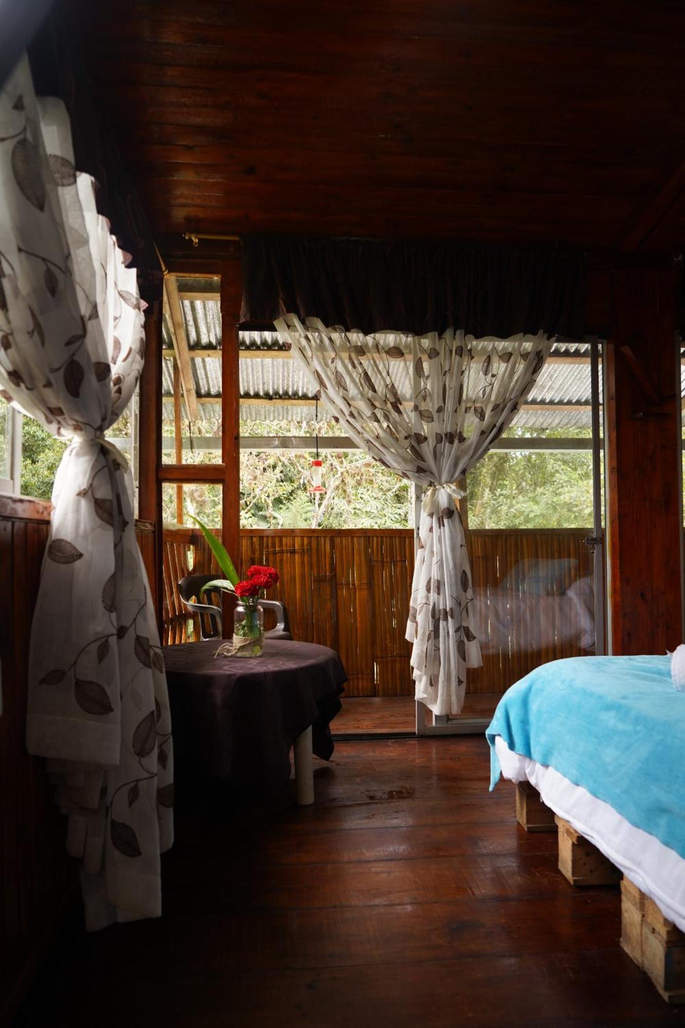 Mindo Glambird Glamping & Lodge المظهر الخارجي الصورة