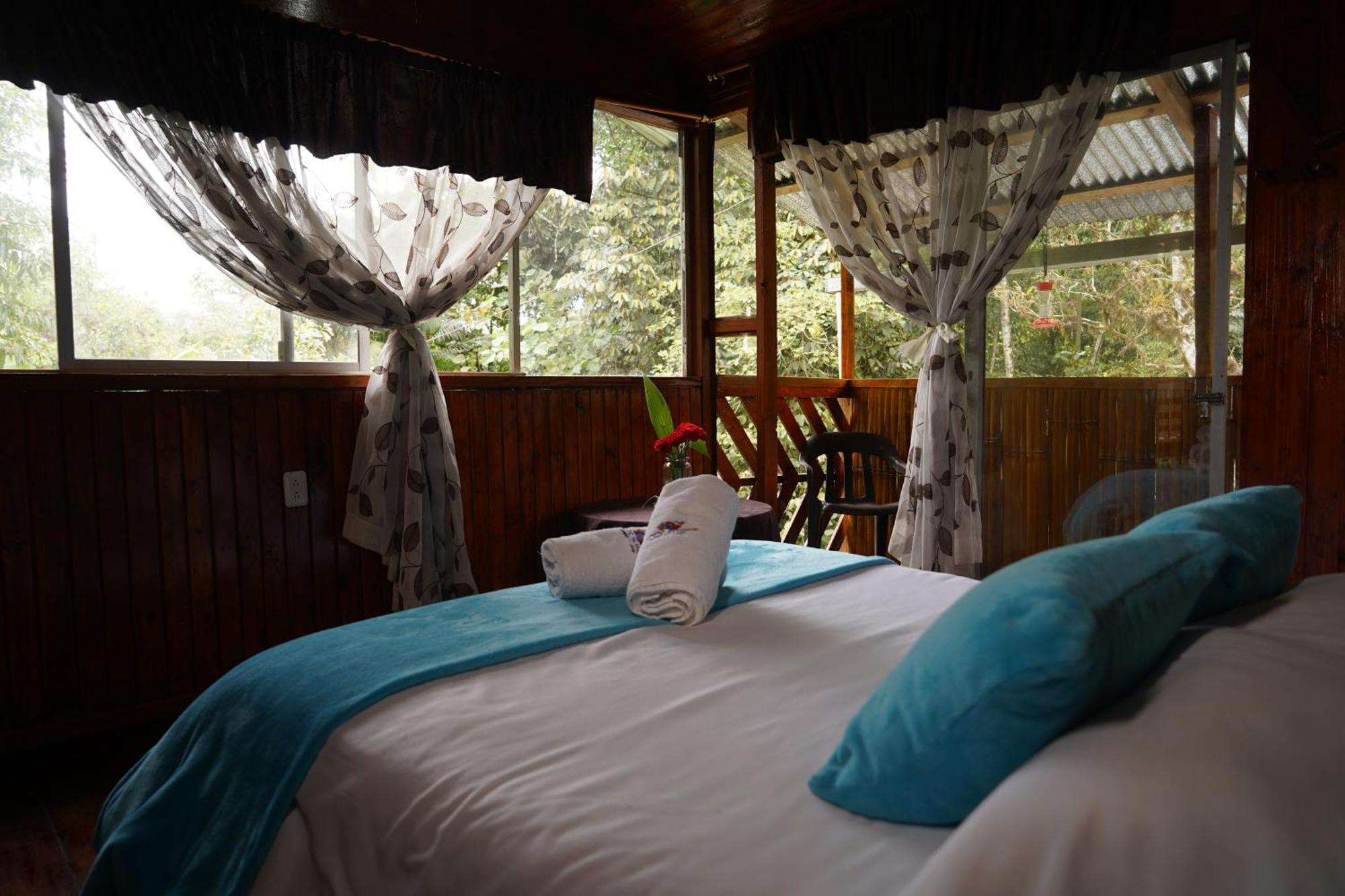 Mindo Glambird Glamping & Lodge المظهر الخارجي الصورة